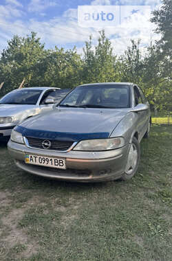 Седан Opel Vectra 1997 в Косові