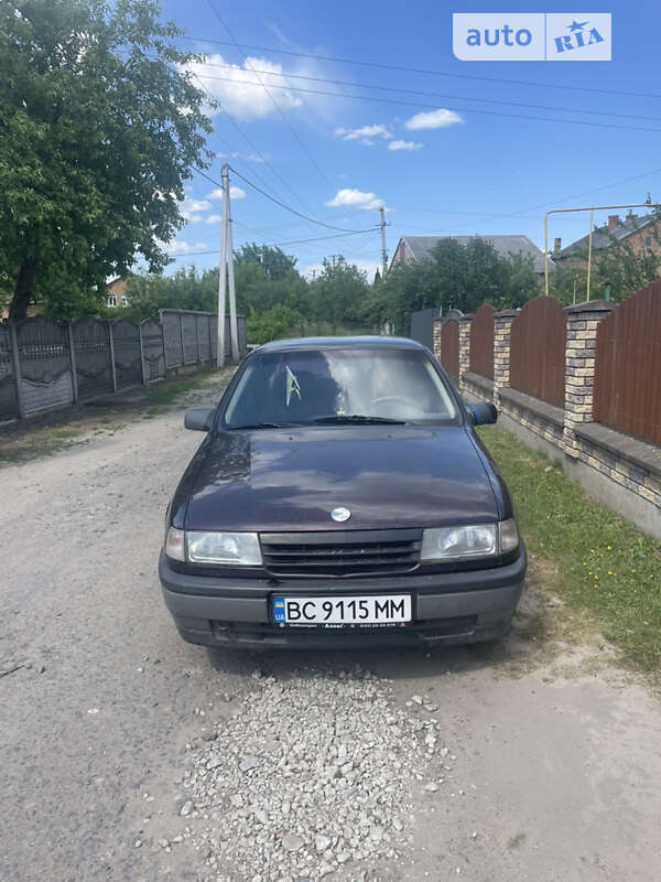 Седан Opel Vectra 1991 в Судовій Вишні