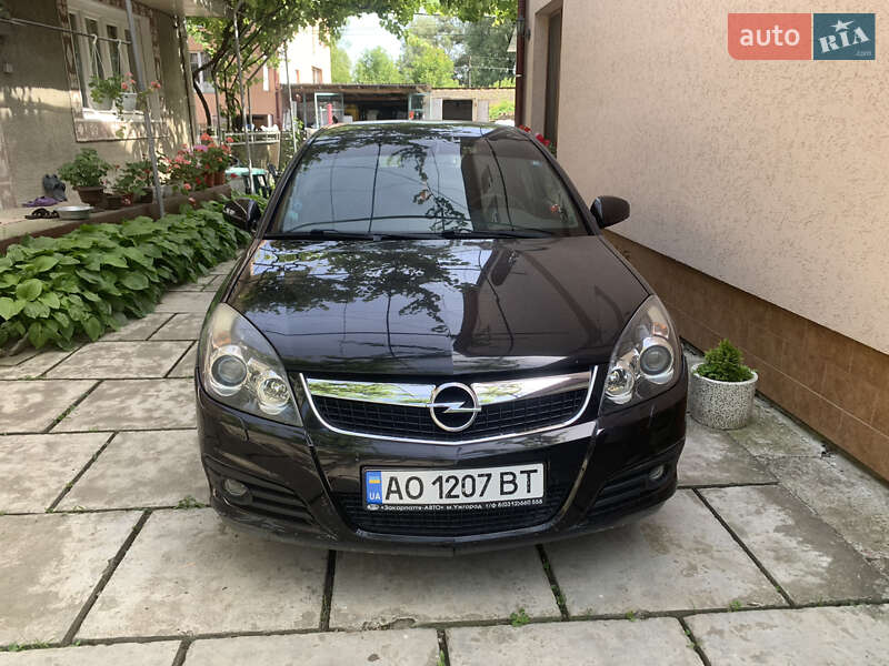 Седан Opel Vectra 2008 в 