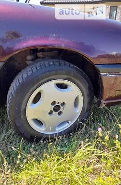 Седан Opel Vectra 1995 в 