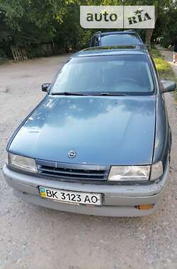 Седан Opel Vectra 1989 в Каменец-Подольском