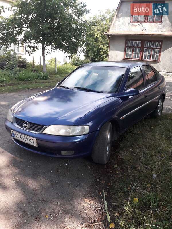 Седан Opel Vectra 1997 в Бориславі