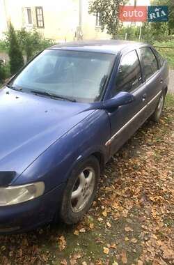 Седан Opel Vectra 1997 в Бориславі