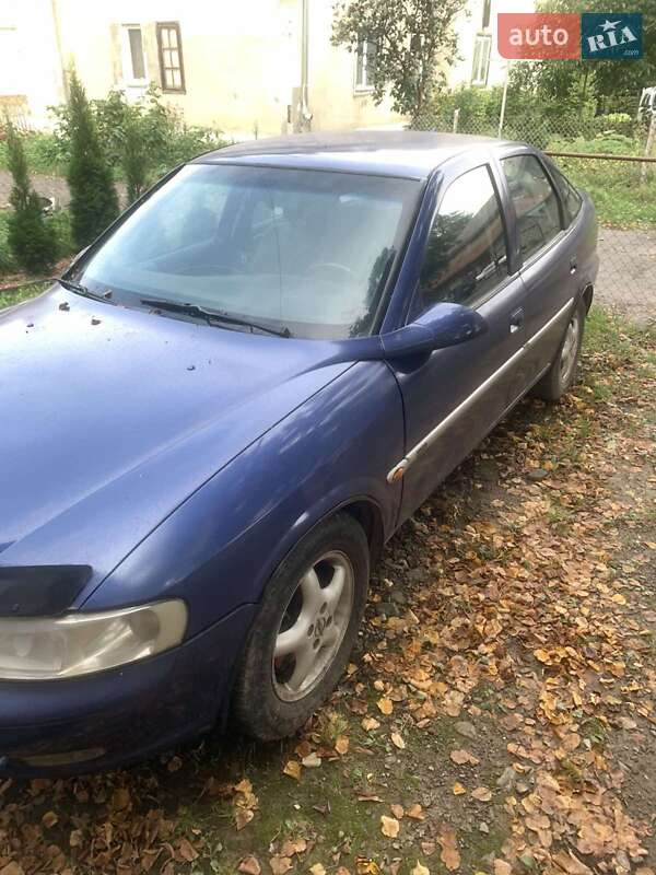 Седан Opel Vectra 1997 в Бориславі