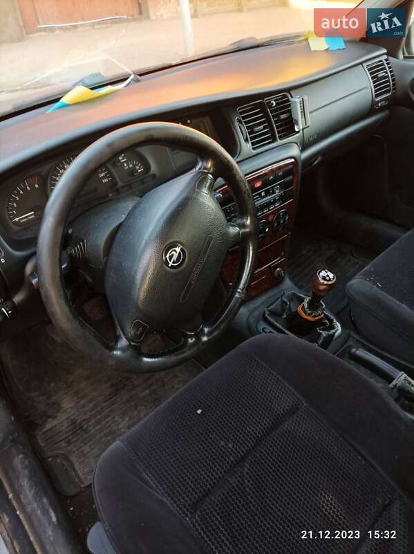 Універсал Opel Vectra 2002 в Слов'янську