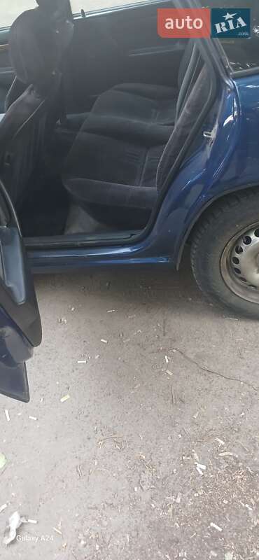 Седан Opel Vectra 1992 в Кам'янському
