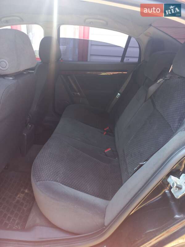 Седан Opel Vectra 2002 в П’ядики