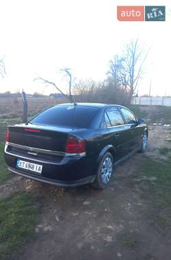 Седан Opel Vectra 2002 в П’ядики