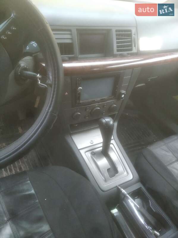 Седан Opel Vectra 2002 в Глухові