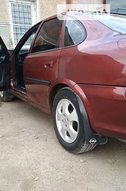 Седан Opel Vectra 1997 в Івано-Франківську