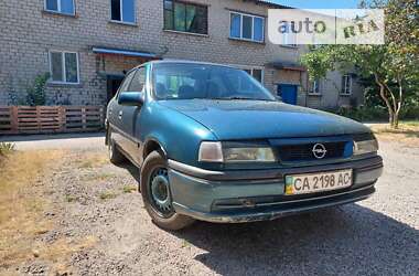 Седан Opel Vectra 1995 в Каневе