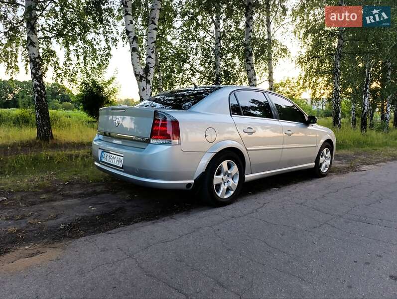 Седан Opel Vectra 2008 в Краснограді