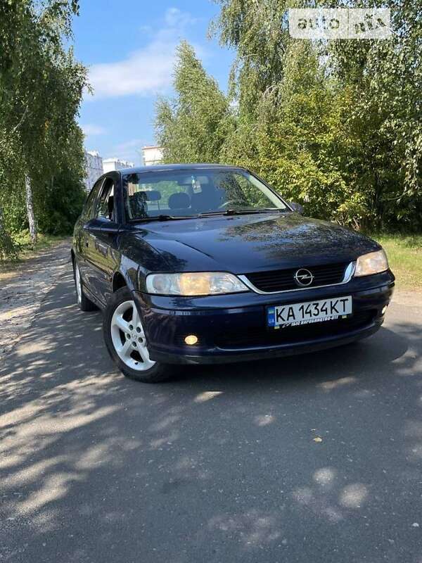 Седан Opel Vectra 1999 в Києві