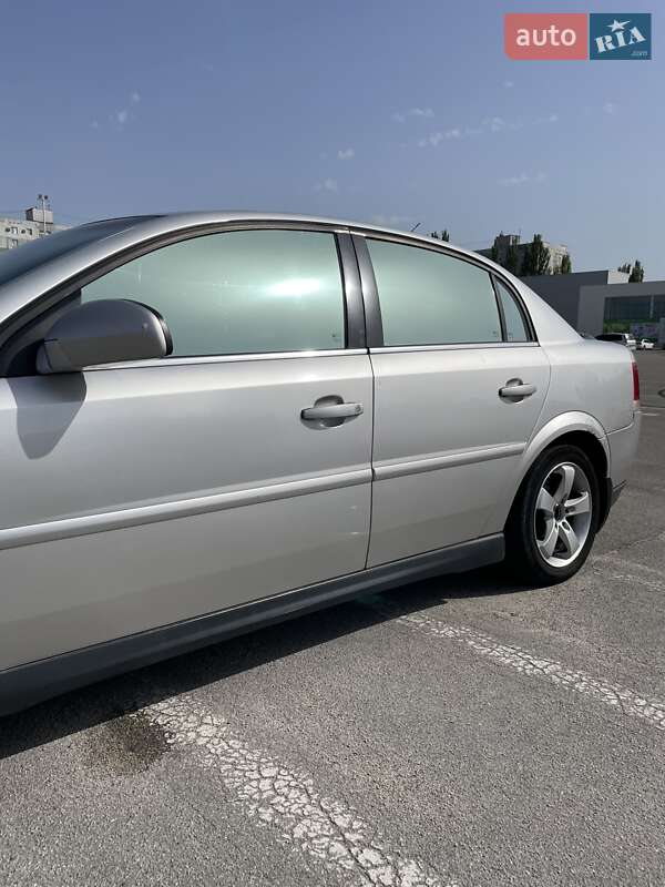 Седан Opel Vectra 2005 в Запоріжжі