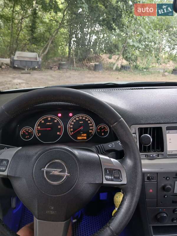 Универсал Opel Vectra 2008 в Луцке