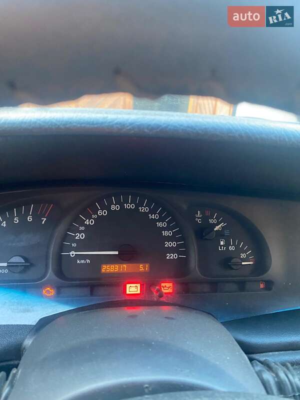 Универсал Opel Vectra 2001 в Тернополе