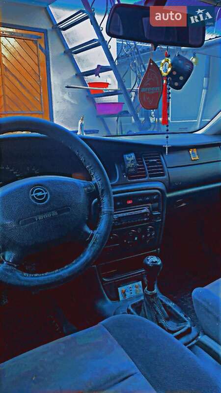 Универсал Opel Vectra 2001 в Тернополе