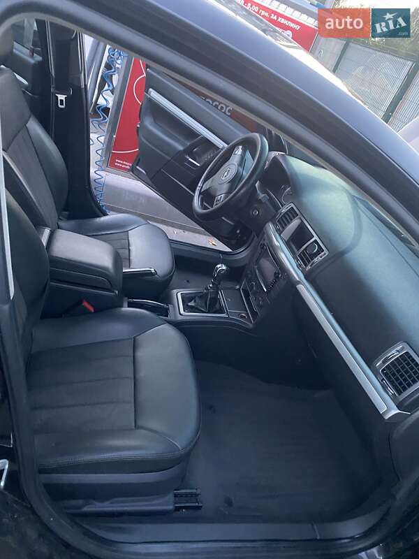 Седан Opel Vectra 2008 в Києві