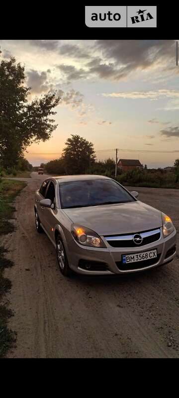 Седан Opel Vectra 2008 в Лохвице