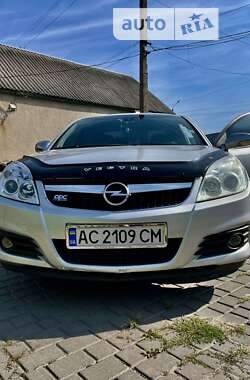 Седан Opel Vectra 2007 в Нововолинську