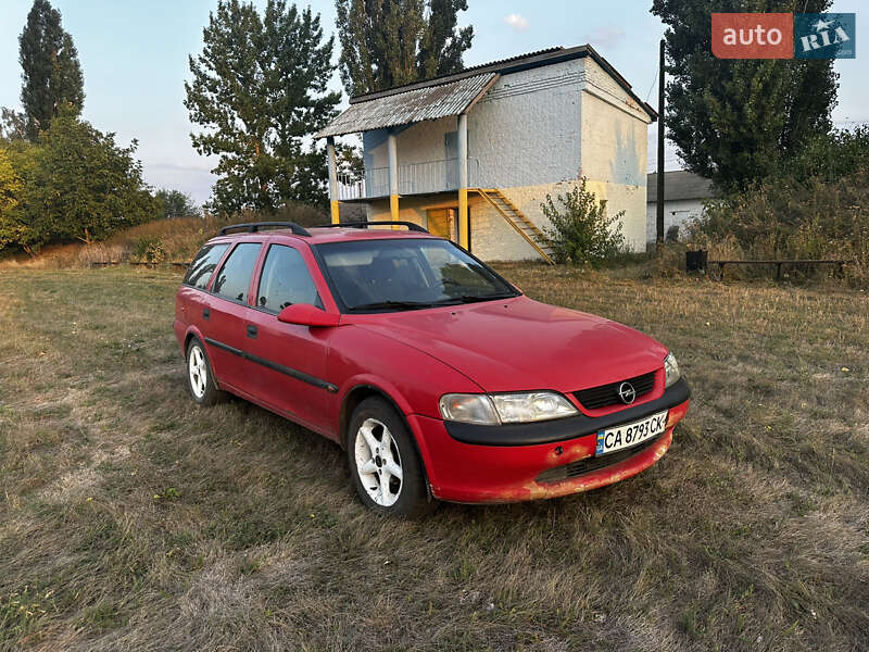 Универсал Opel Vectra 1998 в 