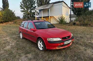 Универсал Opel Vectra 1998 в 