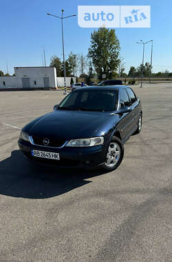 Седан Opel Vectra 2000 в Киеве