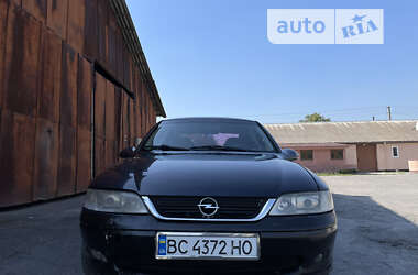 Седан Opel Vectra 2001 в Романіву