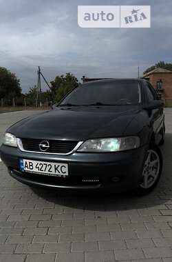 Седан Opel Vectra 2000 в Бершаді