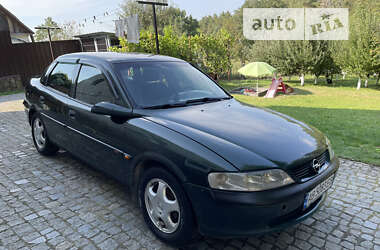 Седан Opel Vectra 1998 в Виннице