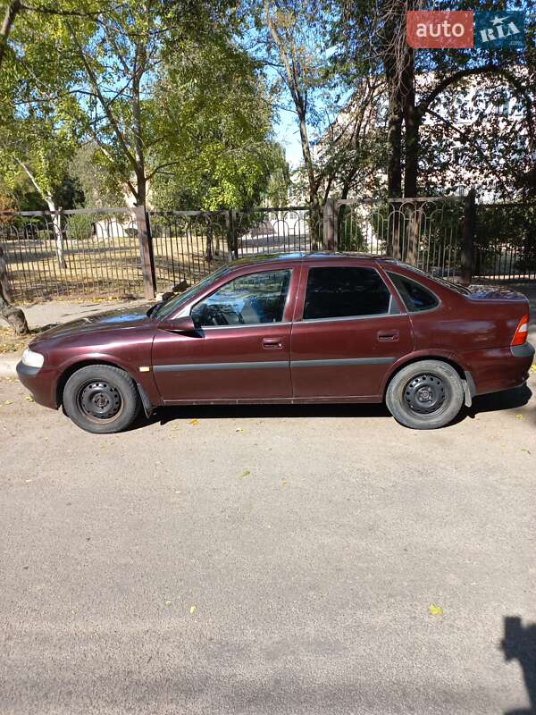 Седан Opel Vectra 1996 в Кропивницькому