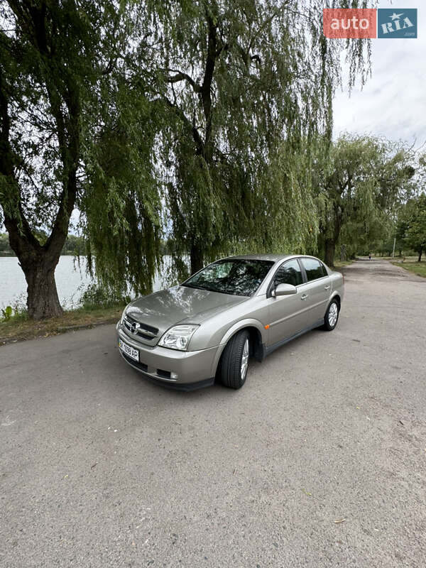 Седан Opel Vectra 2003 в Ровно