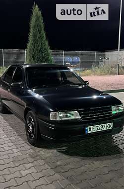 Лифтбек Opel Vectra 1989 в Днепре