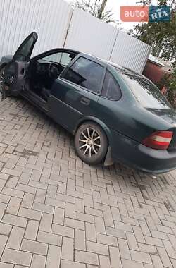 Седан Opel Vectra 1998 в 