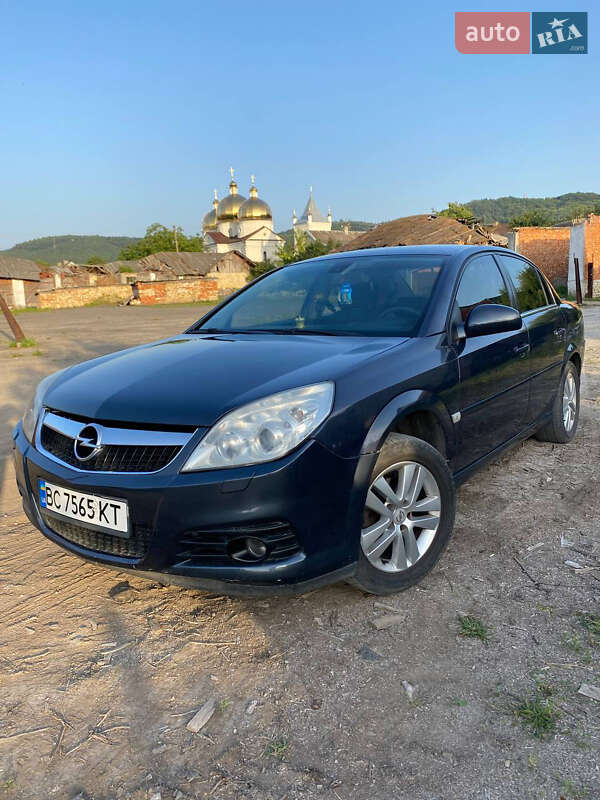 Седан Opel Vectra 2006 в Золочеві