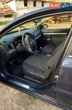 Седан Opel Vectra 2006 в 
