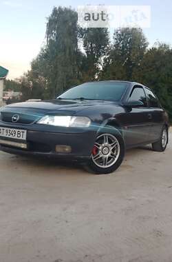 Седан Opel Vectra 1996 в Дрогобыче