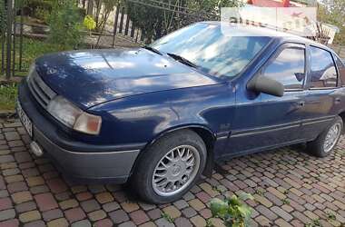 Ліфтбек Opel Vectra 1990 в Івано-Франківську