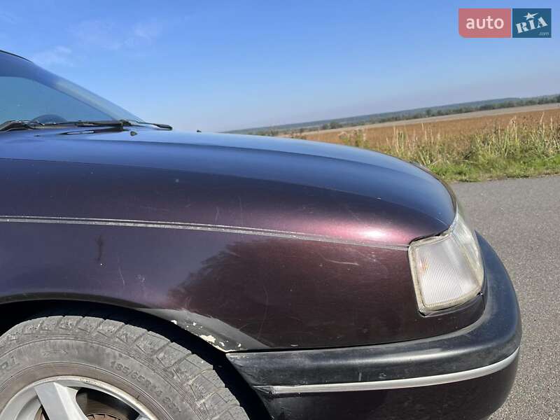 Седан Opel Vectra 1992 в Львове