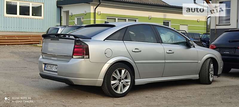 Лифтбек Opel Vectra 2002 в Киеве