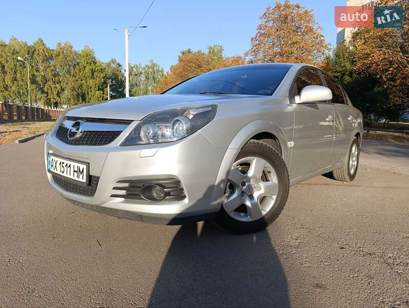 Седан Opel Vectra 2008 в Краснограді