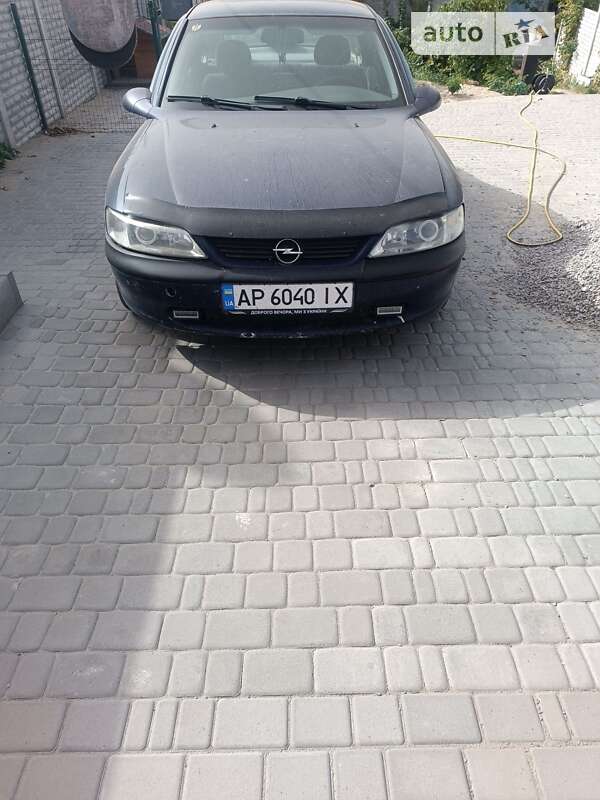 Седан Opel Vectra 1996 в Запоріжжі