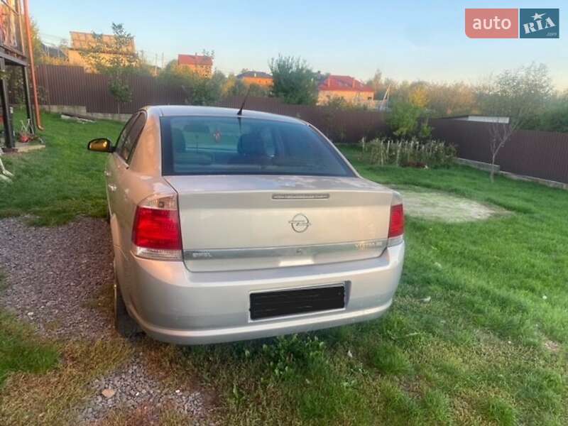 Седан Opel Vectra 2007 в Ужгороде