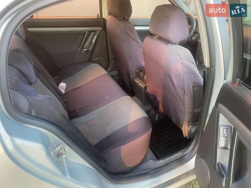 Седан Opel Vectra 2007 в Ужгороде