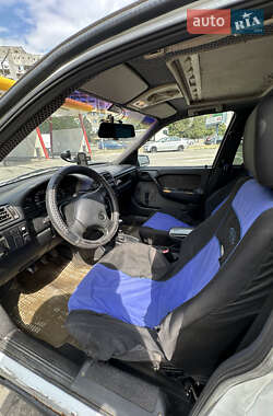 Лифтбек Opel Vectra 1991 в 