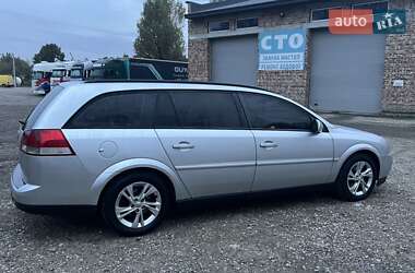 Универсал Opel Vectra 2004 в 