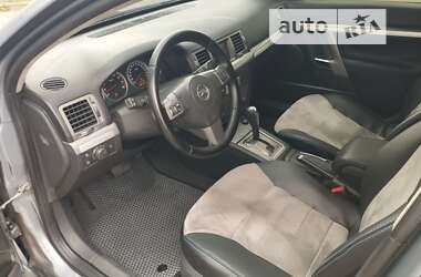 Седан Opel Vectra 2007 в Прилуках