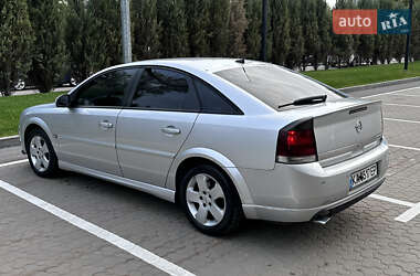 Лифтбек Opel Vectra 2004 в Киеве