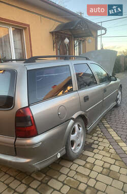 Универсал Opel Vectra 1999 в 