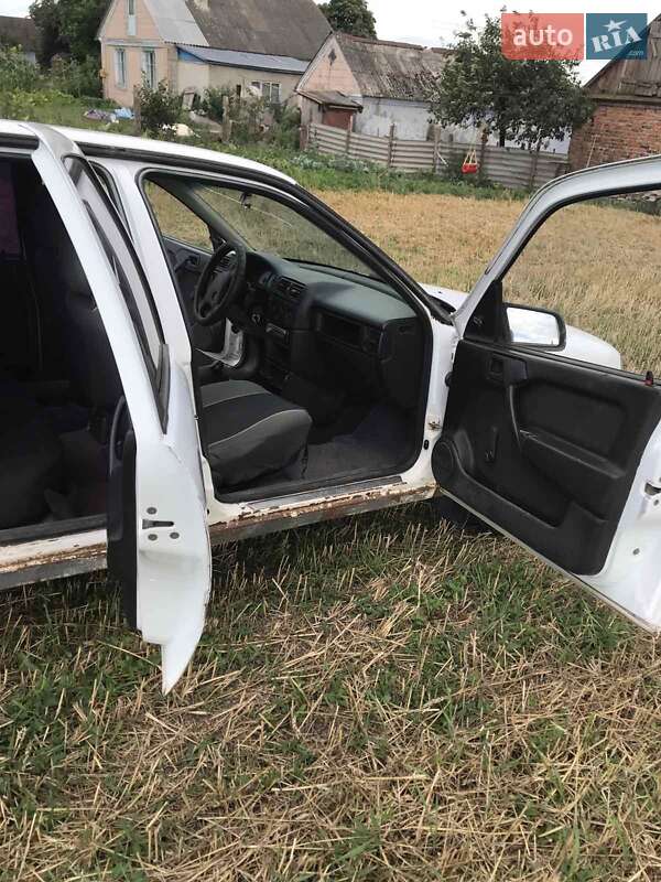 Седан Opel Vectra 1992 в Горохове фото 6 Седан Opel Vectra 1992 в Горохове